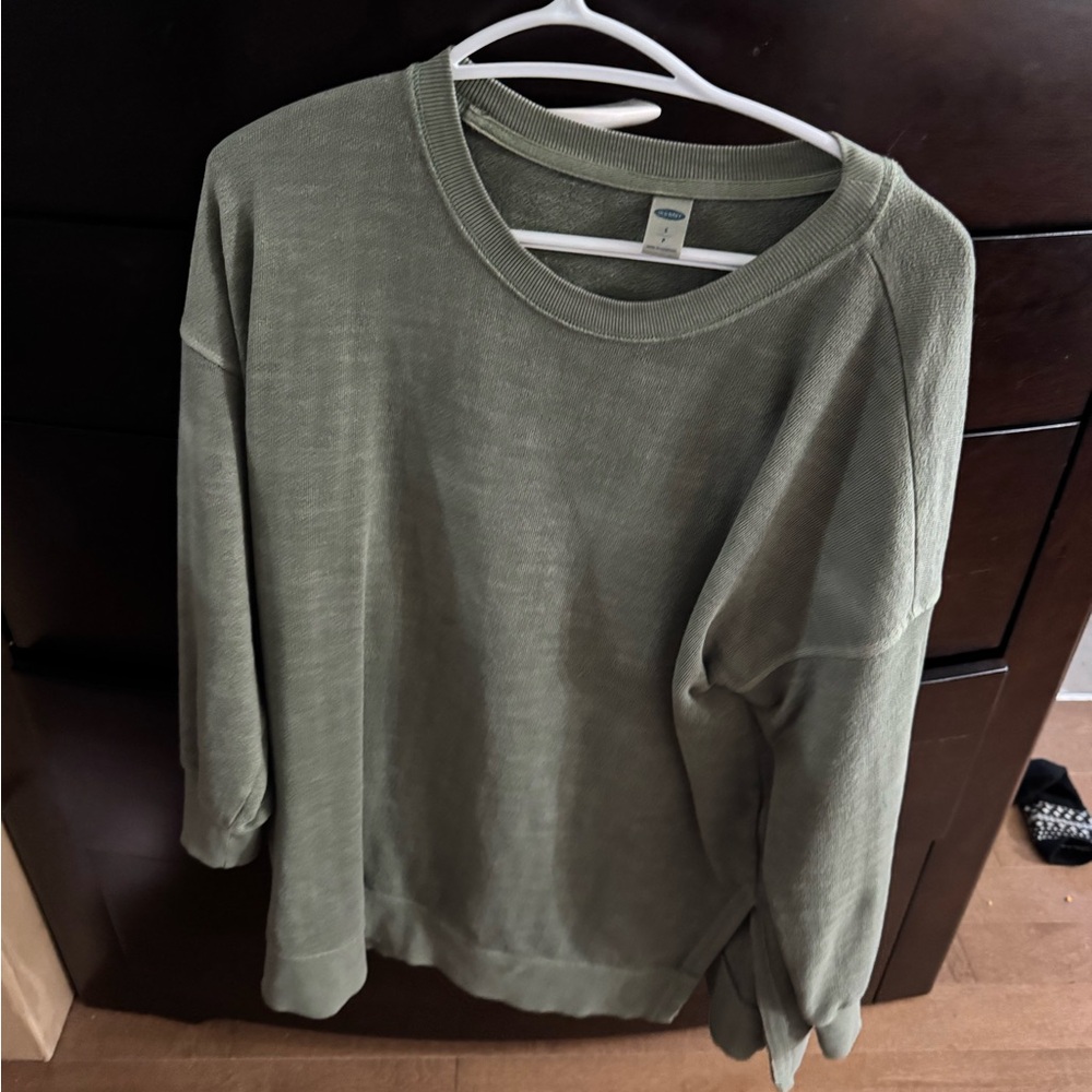 Tunic crew neck sweater